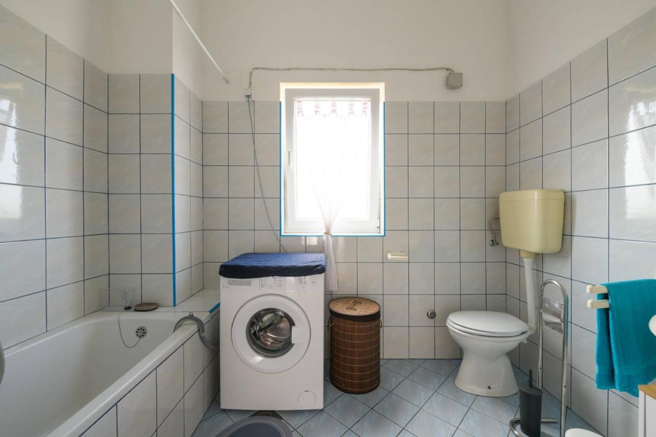 Ana Apartman Ližnjan Kültér fotó