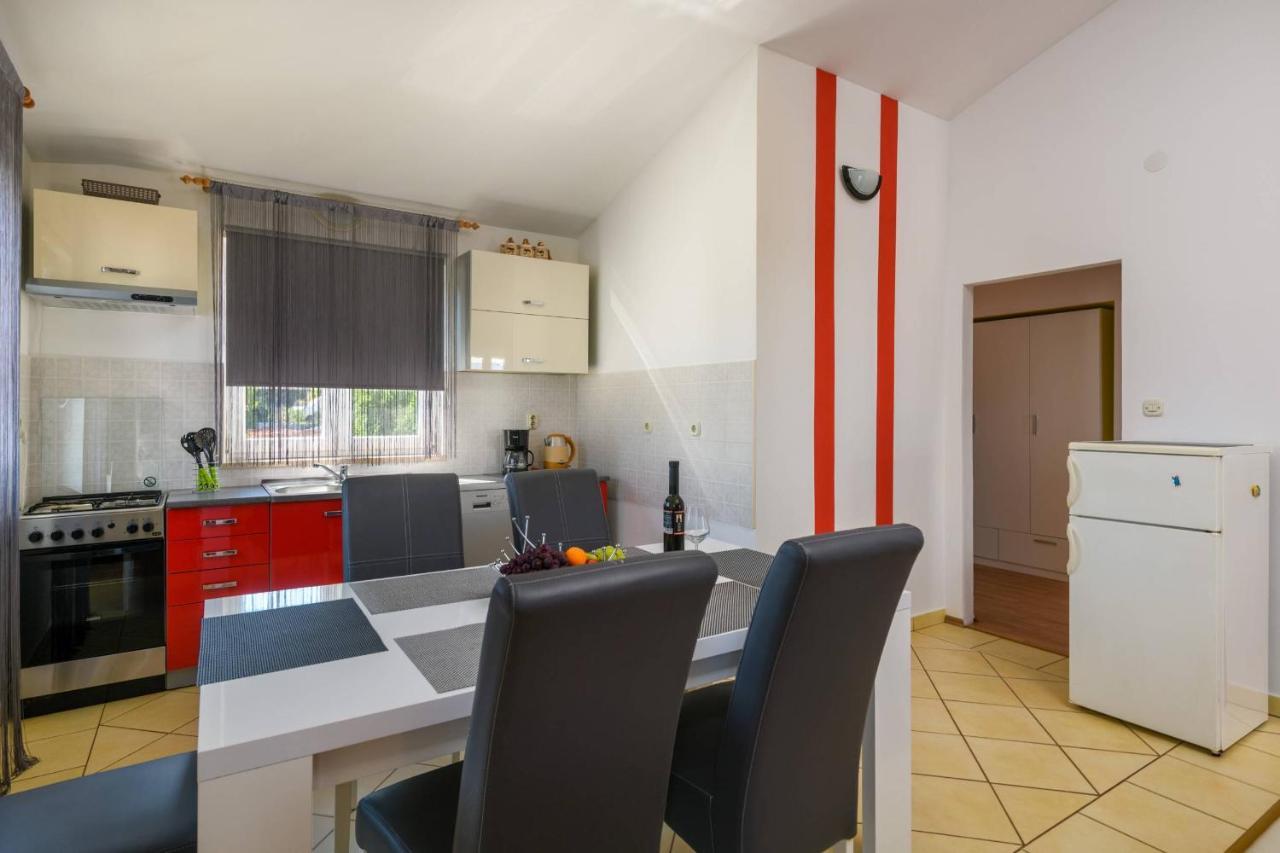 Ana Apartman Ližnjan Kültér fotó